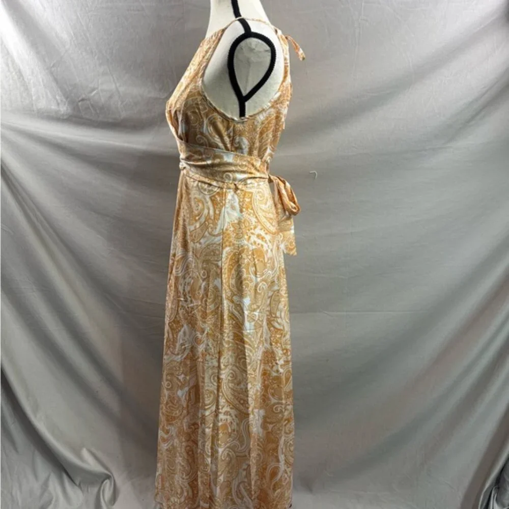 LAST ONE 🔥 Paisley Halter Neck Maxi Dress Yellow - Picture 8 of 9